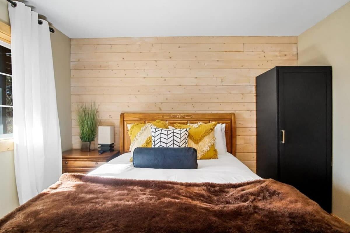 9 Bdr Close To Main Street With Secluded Hot Tub Брекенридж Экстерьер фото