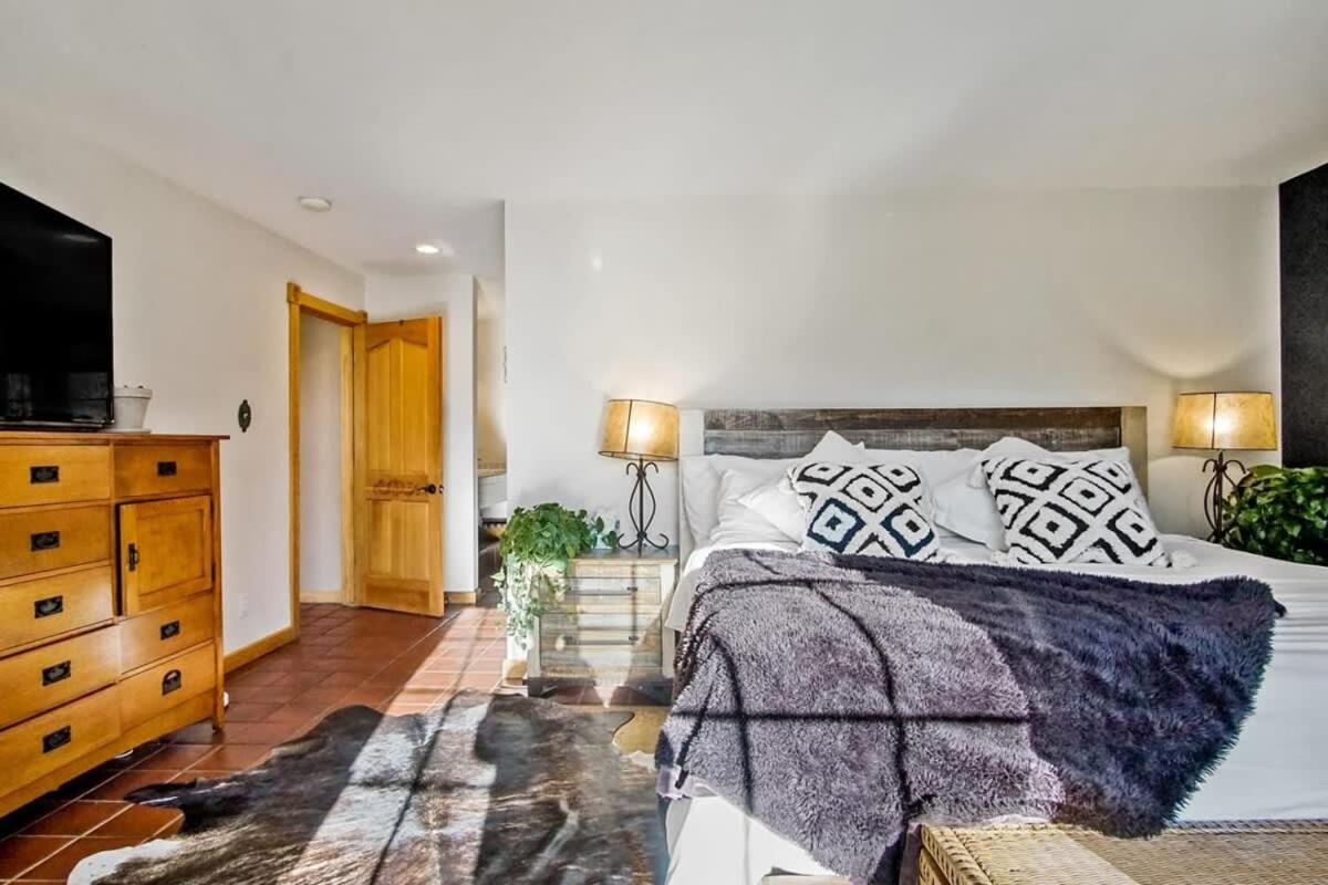 9 Bdr Close To Main Street With Secluded Hot Tub Брекенридж Экстерьер фото